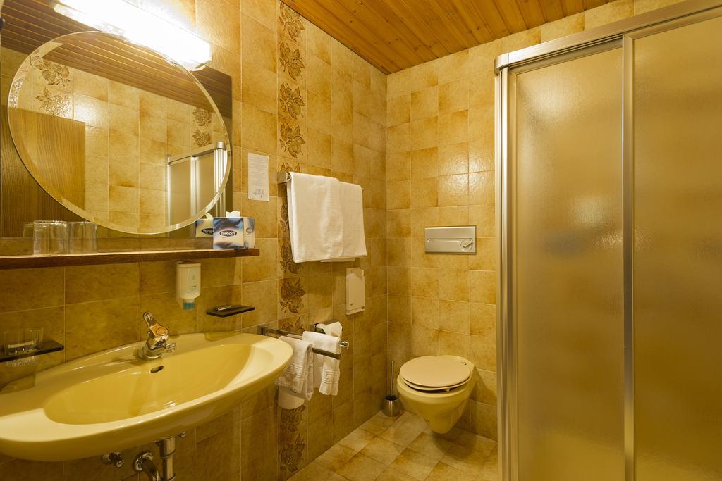 Hotel Mondschein Sexten